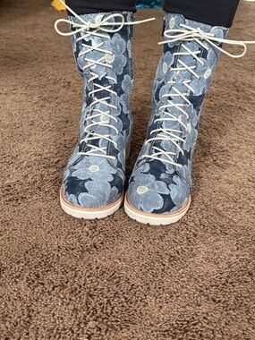 Denim Floral Lace-Up Women's Boots - Blue